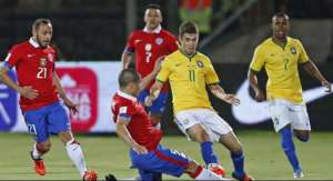 ELIMINATÓRIAS: Poderosos, Brasil e Argentina perdem, Uruguai quebra tabu e Paraguai faz gol de bobeira