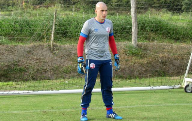 Capitão do Náutico, Júlio César falou sobre os próximos confrontos diretos na briga pelo G4