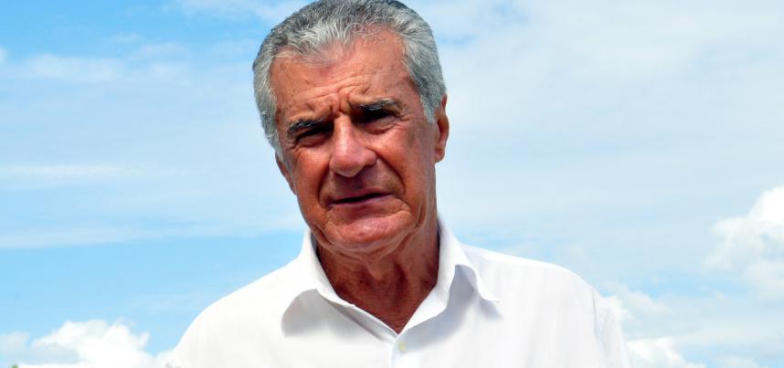 Pinho terá dois desfalques para armar o time da Inter que encara o Noroeste