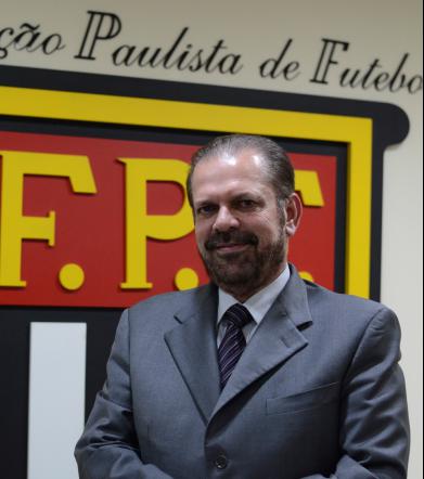 Reinaldo Carneiro consegue seu primeiro sucesso na presidência da FPF: encher os estádios do Interior. Foto: Rodrigo Corsi (FPF)