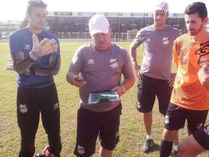 EXCLUSIVO! Taubaté acerta com Álvaro Gaia, do Independente, para Série A2