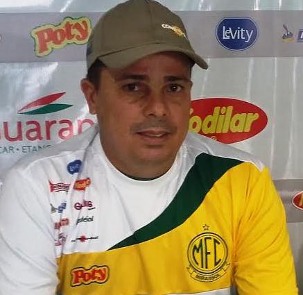 Evaristo Piza espera poder contar com torcida no Maião