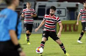 Série B: Santa Cruz fica próximo de renovação com meia João Paulo, ex-Inter