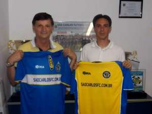 Segundona: Coronel Isidro Suita Martinez faz vistoria no estádio do São Carlos