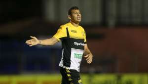 Série B: Criciúma dispensa experiente Neto Baiano e outros seis jogadores