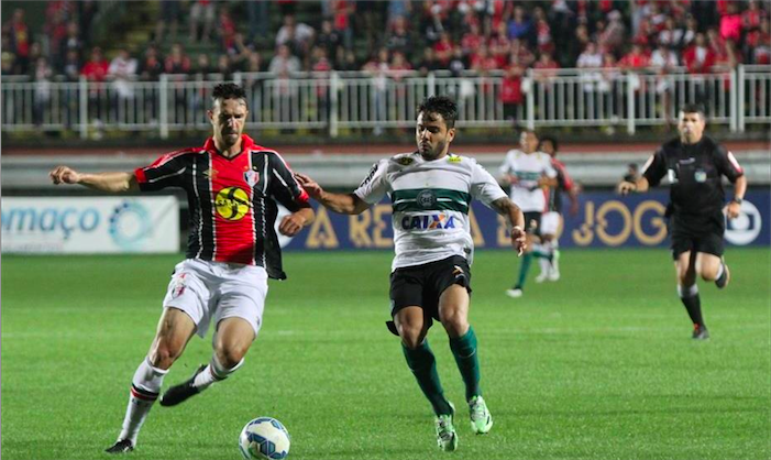 Joinville venceu bem o Coritiba no confronto dos desesperados para fugir da série B em 2016. - Coritiba Oficial