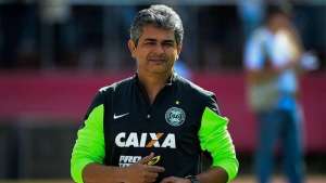 Técnico ‘despreza’ a Ponte e diz que Coritiba tem o dever de vencer em Campinas