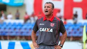 Série B: Pausa recupera três jogadores e Mazola deve escalar CRB com cinco no meio