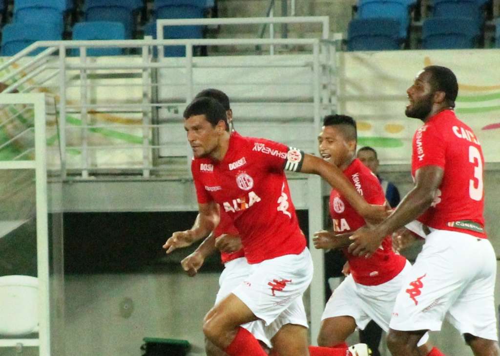 Edson Rocha é mais um a deixar o América-RN