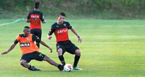 Série B: Mancini testa Flávio na vaga de Rhayner e barra Mattis para a volta de Kanu