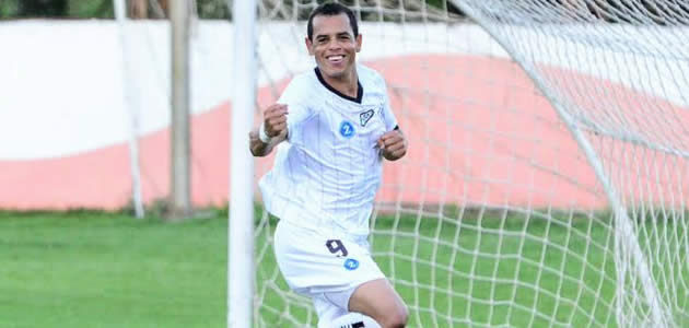Vetado por conta de uma lombalgia, Jobinho não enfrenta o Botafogo