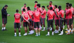 Dourado e Alex desfalcam treino, mas não preocupam o Inter para domingo
