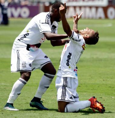 Biro Biro festejou seu 14º gol pela Ponte Preta em 41 jogos