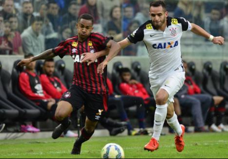 Renato Augusto voltou a desequilibrar com a camisa do Timão
