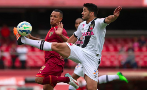 Jorginho lamenta empate no fim, mas resultado não tira ânimo do Vasco