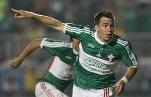 Mouche diz que chance demorou e vê futuro incerto no Palmeiras