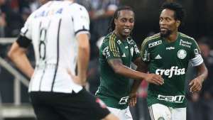 Palmeiras oficializa renovação do contrato de Zé Roberto