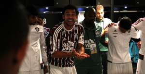 Fred deixa Maracanã mancando, mas diz estar 'bem melhor' e tranquiliza o Flu