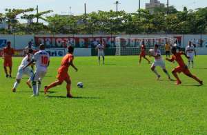 Segundona: Lateral Ronaldo quer Manthiqueira saindo com cabeça erguida