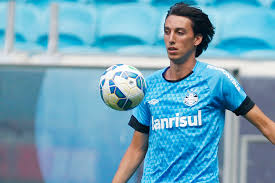 Santos vai atrás de Pedro Geromel, que pode ser trocado por Galhardo
