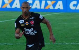 Série C: Ramires vê relaxamento natural do Vila Nova, mas garante foco no título