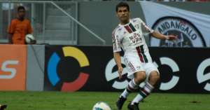 Magno Alves treina na vaga de Fred e será titular contra o Atlético-PR