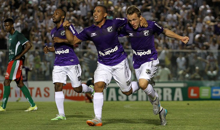 Com uniforme diferente, o Ceará venceu o Boa Esporte e ainda sonha em deixar a zona do rebaixamento. - cearasc.com