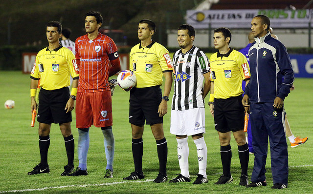 Tupi e Londrina empataram sem gols no primeiro jogo das semifinais da série C. - Tupi FC Oficial