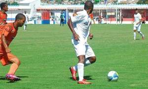 São Bernardo 5 x 1 Manthiqueira - Em jogo de três pênaltis, Bernô fecha sua participação com goleada