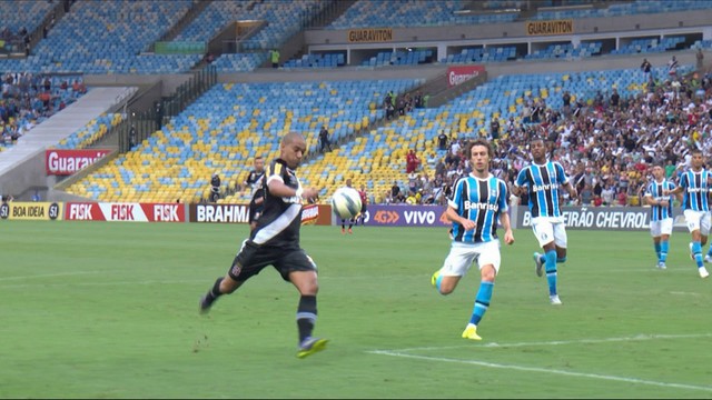 Rodrigo teve a chance de marcar, mas mandou para fora