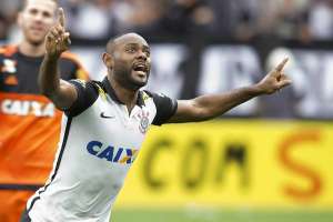 Corinthians 1 x 0 Flamengo - Recorde, Guerrero apagado e mais um dedo na taça...