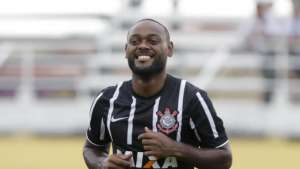 Tite enaltece momento de Vagner Love no Corinthians: 'Trabalhou muito'