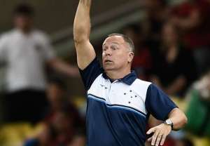 Mano vê Cruzeiro motivado para sonhar com classificação para a Libertadores