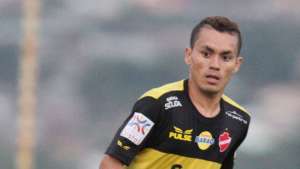 Série C: Moisés lamenta gol perdido, mas acredita na classificação do Vila Nova-GO