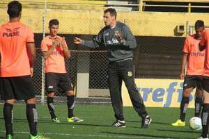 Rio Preto acerta com técnico Wilson Júnior para a temporada 2016