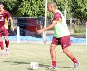 Série B: Exame confirma lesão de Thiago Cardoso, que desfalca Macaé por uma semana