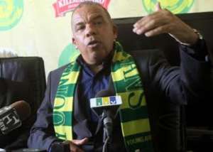 Primeiro Brasileiro a trabalhar no Reino Unido, Marcio Máximo analisa propostas