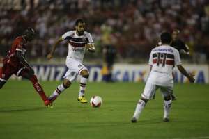 Série B: Daniel Costa foca em duelo do Santa Cruz com o Bahia na Fonte