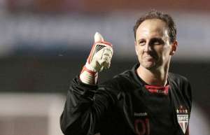 STJD absolve Rogério Ceni por acusação de ofensa à arbitragem