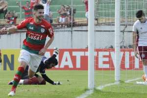 Série C: Portuguesa procura investidor para manter Guilherme Queiroz