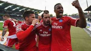 Santos entra na briga com Flamengo para contratar Cleber, ex-zagueiro de Ponte; Atleticano também interessa