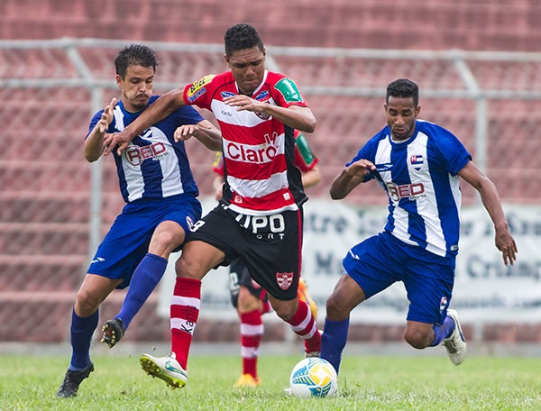 Partida de ida terminou em 0 a 0