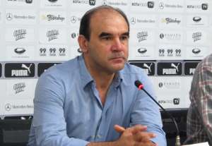 Série B: Ricardo Gomes confirma Sassá, mas não revela escalação do Botafogo