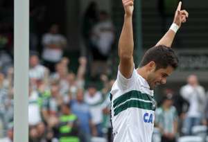 Coritiba trata como obrigação vitória diante do Figueirense