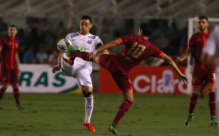 Ricardo Oliveira é a arma do Santos contra o Palmeiras