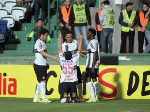Coritiba 1 x 1 Figueirense - Coxa cede empate em casa e continua na zona
