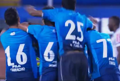 Avaí comemorou muito o empate com o Cruzeiro em Florianópolis