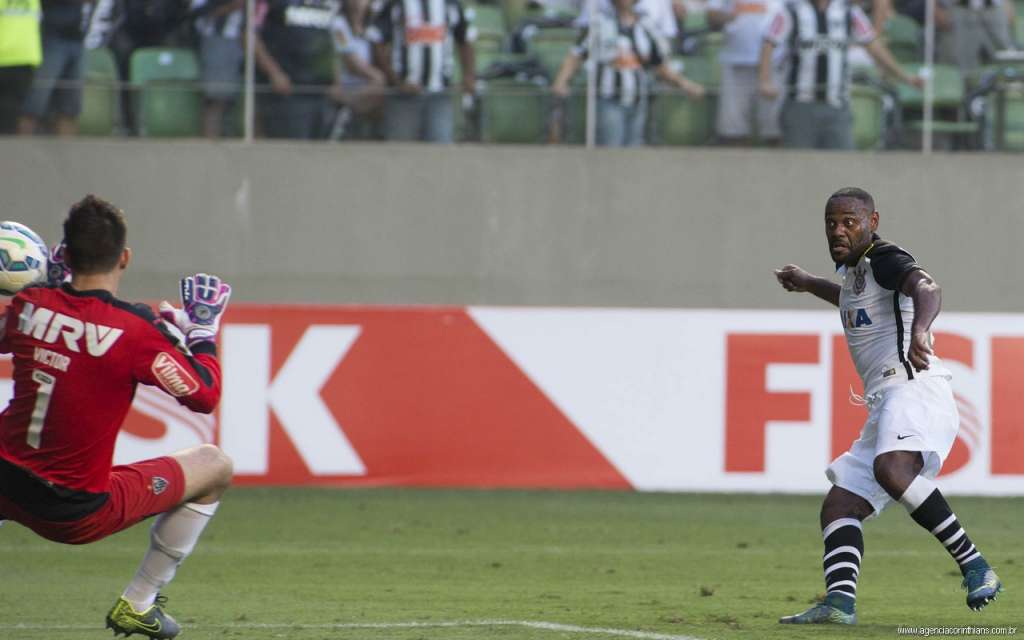 Vagner Love chegou a 12 gols na competição. Foto: Ag. Corinthians