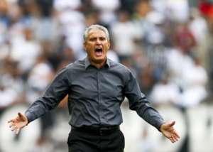 Tite não quer título do Corinthians pela TV: 'Prefiro jogar no domingo'