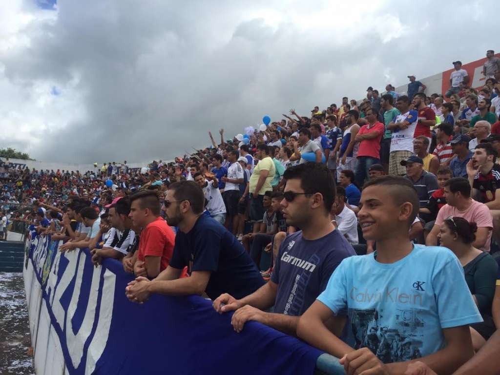 Projeto Futebol Sustentável leva mais de 15 mil pessoas ao estádio